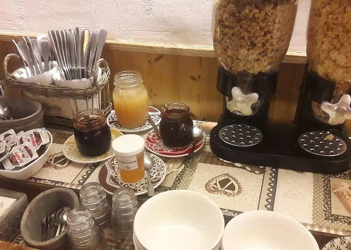 Hotel Du Midi 3*