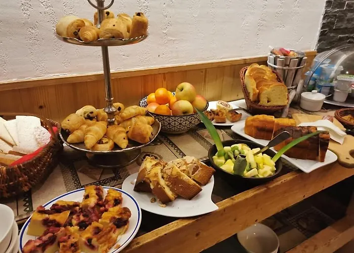Hotel Du Midi 3*