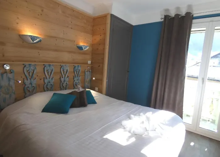 Du Midi 3*